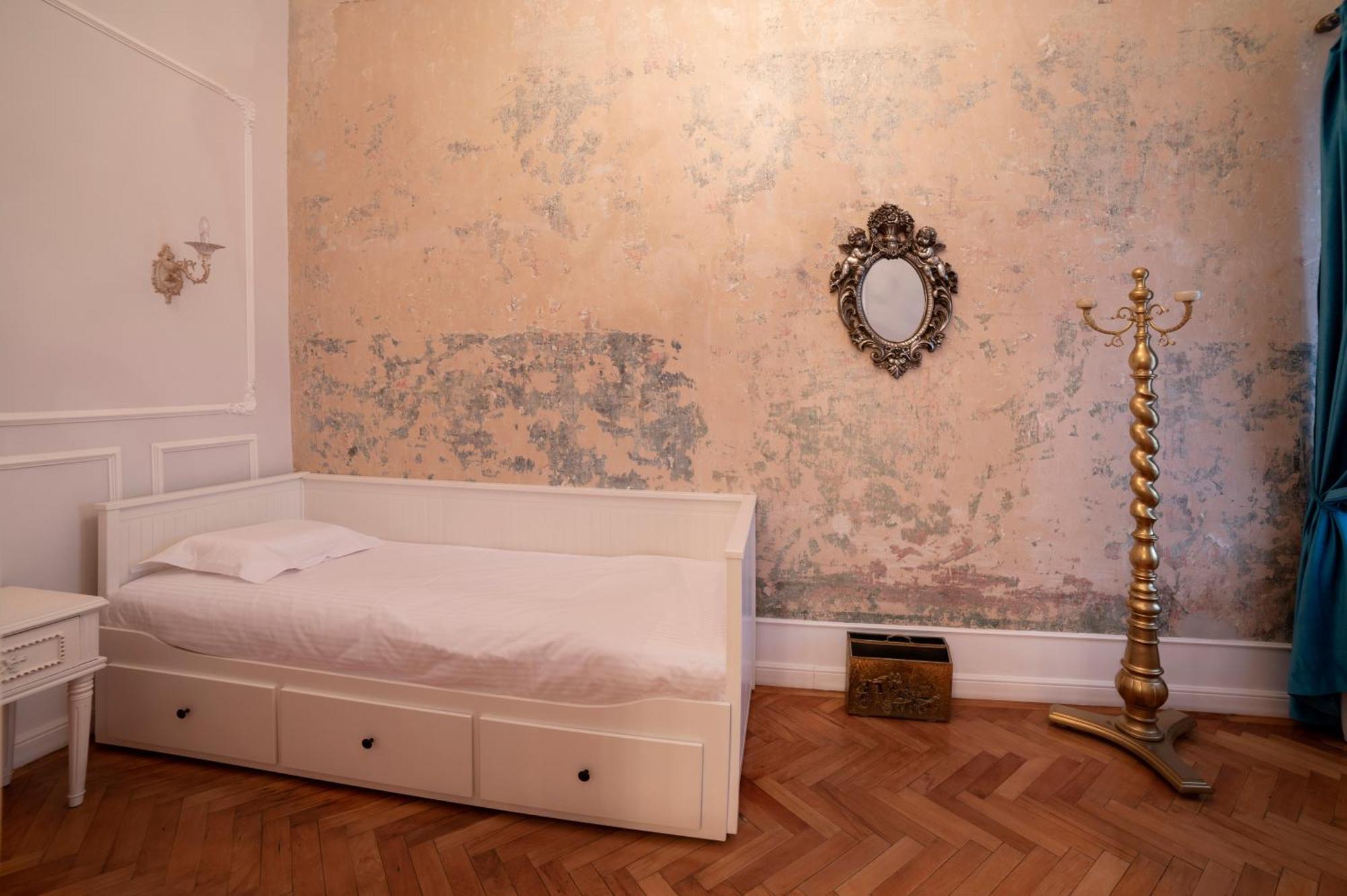 Aesthetic Pleasure - Central Downtown Apartments Oradea Zewnętrze zdjęcie