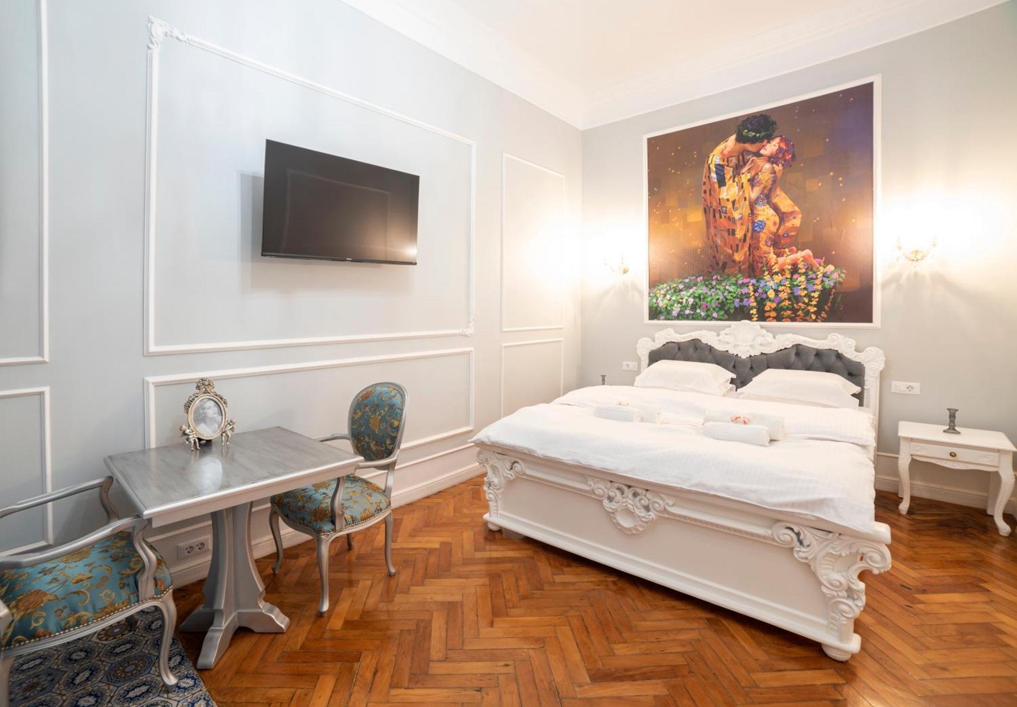 Aesthetic Pleasure - Central Downtown Apartments Oradea Zewnętrze zdjęcie