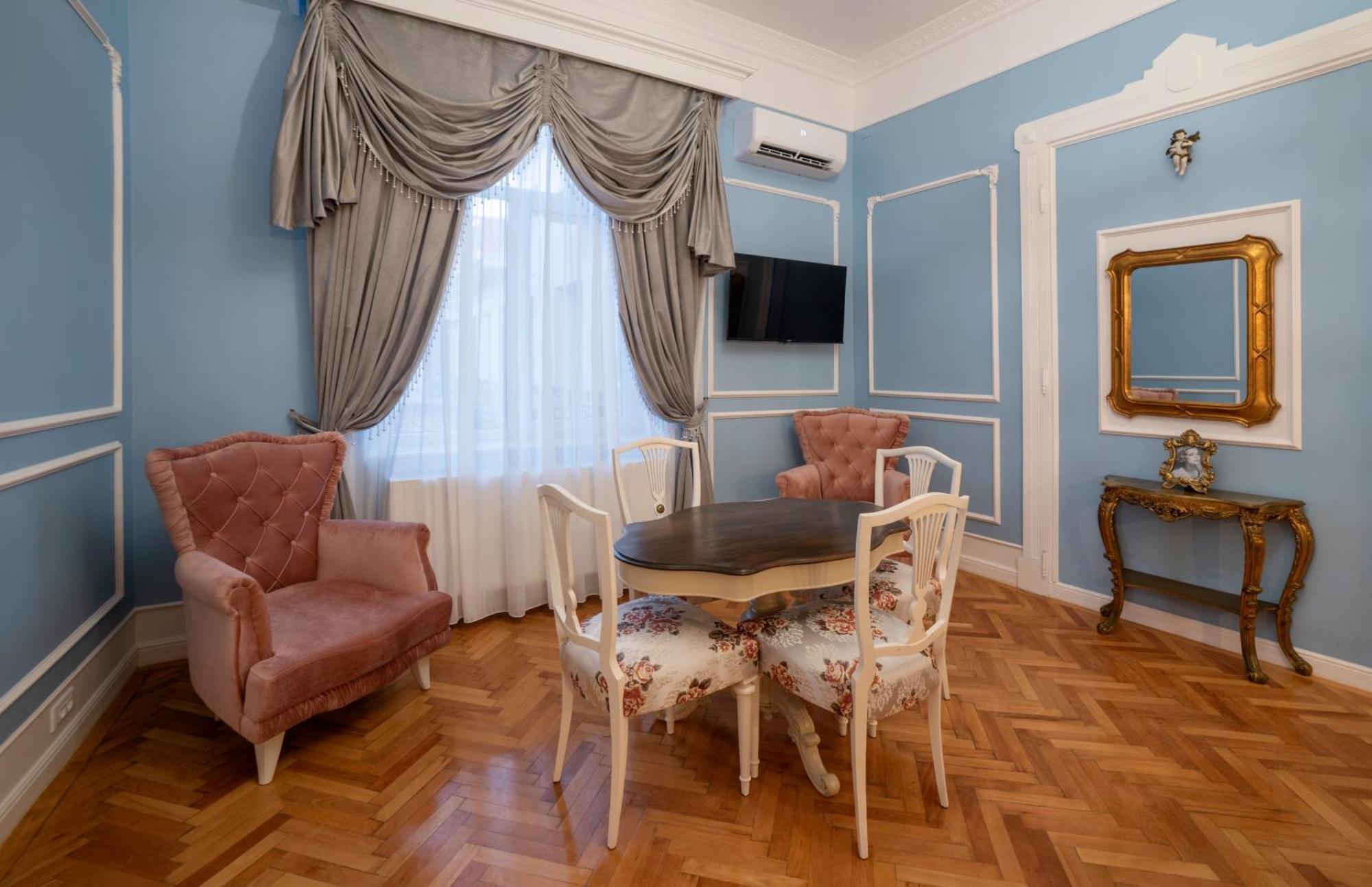 Aesthetic Pleasure - Central Downtown Apartments Oradea Zewnętrze zdjęcie